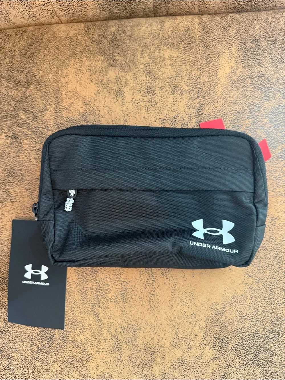 Under Armour Black Belt Bag with White Logo - Picture 1 of 3